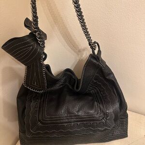Chic Black Leather Shoulder Bag